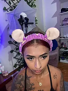Snapshot of Dirty_isabella18 chatting on July 16, 2026, 6:49 pm Dirty isabella18 online show from July 16, 2026, 6:49 pm