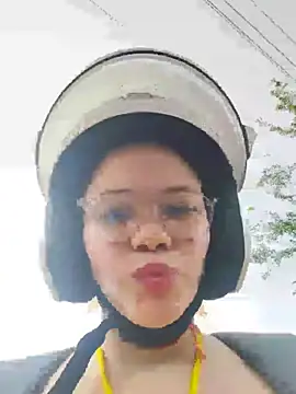 SirenRouge 69 online show from March 31, 2026, 7:49 pm