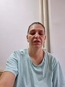 KamillaSpencer online show from February 8, 2026, 11:30 am