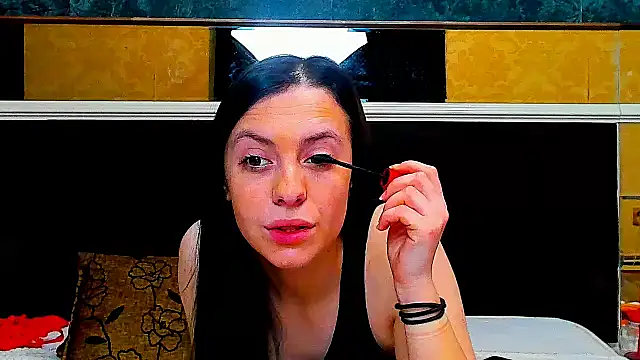 Snapshot of MillieTinny chatting on February 16, 2026, 3:27 am MillieTinny online show from February 16, 2026, 3:27 am