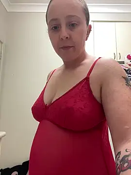 Snapshot of spankmykittyhehe chatting on September 10, 2025, 10:36 am spankmykittyhehe online show from September 10, 2025, 10:36 am