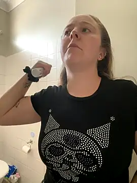 Snapshot of spankmykittyhehe chatting on September 9, 2025, 2:54 am spankmykittyhehe online show from September 9, 2025, 2:54 am