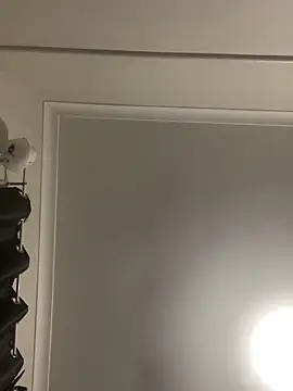 Snapshot of spankmykittyhehe chatting on October 18, 2025, 8:49 am spankmykittyhehe online show from October 18, 2025, 8:49 am