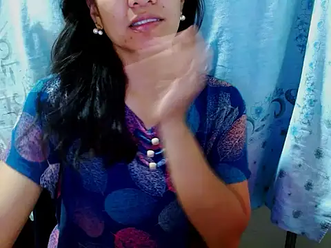 im all y0urs online show from September 10, 2025, 3:05 am