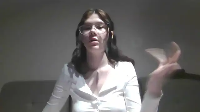 LaVostraDorothy online show from February 10, 2026, 8:30 pm