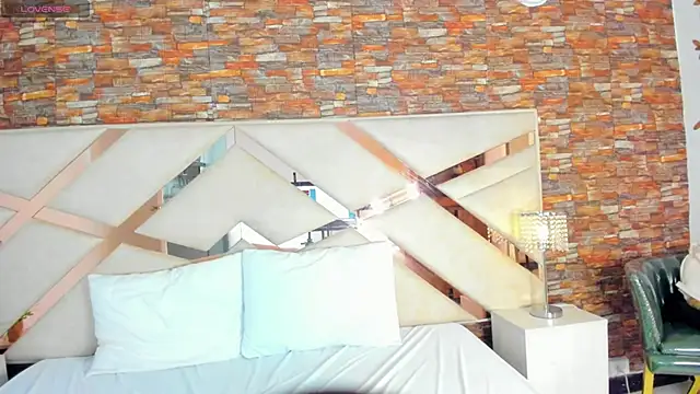 Valery Brand online show from November 11, 2025, 11:05 am