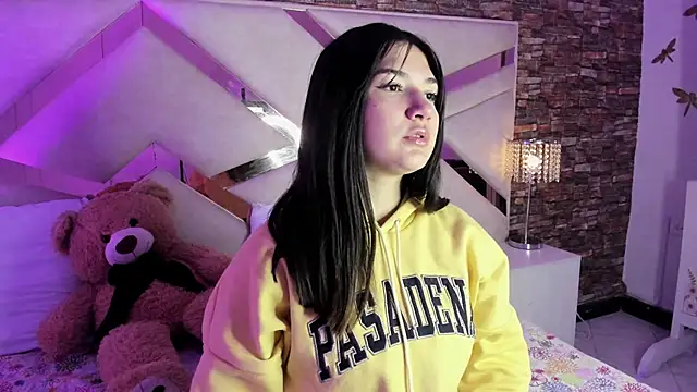 Valery Brand online show from November 6, 2025, 1:26 pm