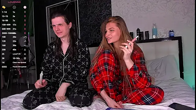 Kimberly Wolker online show from April 20, 2026, 4:41 pm