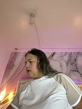 Lucy Milf 474 online show from May 16, 2026, 12:15 pm