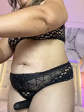 Lucy Milf 474 online show from May 26, 2026, 12:14 pm