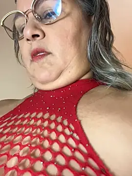 Lucy Milf 474 online show from February 23, 2026, 12:06 pm