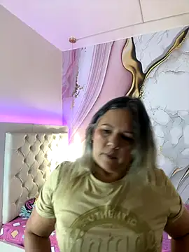 Snapshot of Lucy_Milf_474 chatting on September 19, 2025, 12:09 pm Lucy Milf 474 online show from September 19, 2025, 12:09 pm