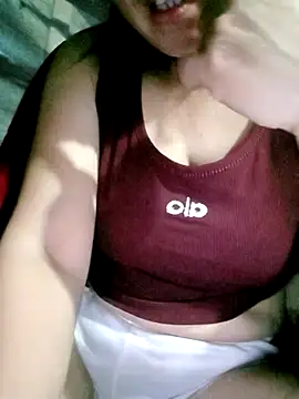 Surrilove online show from December 21, 2025, 11:16 pm