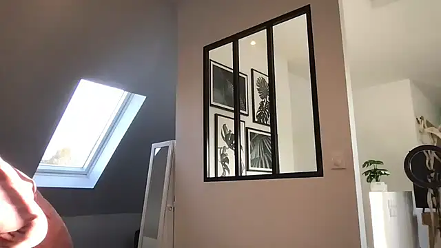 AmyStone   online show from February 16, 2026, 8:35 am