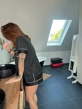 AmyStone   online show from March 22, 2026, 10:28 am