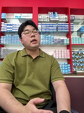 Snapshot of gayfucuxuc chatting on September 21, 2025, 2:39 am gayfucuxuc online show from September 21, 2025, 2:39 am