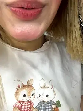 SweetBunnyGF online show from January 13, 2026, 10:35 pm