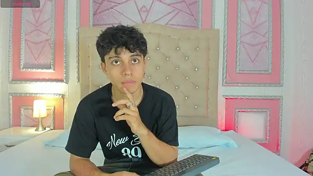 Snapshot of Dani_rivass chatting on February 5, 2026, 11:39 am Dani rivass online show from February 5, 2026, 11:39 am