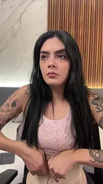 AliceRitter online show from April 8, 2026, 10:11 pm