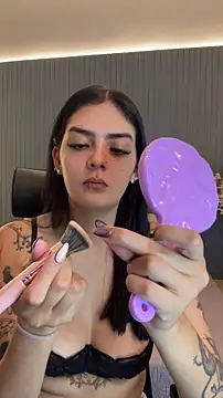 AliceRitter online show from December 18, 2025, 5:17 pm