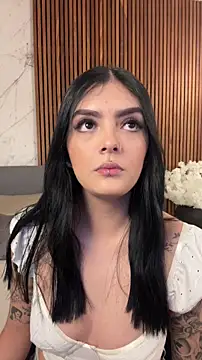 Snapshot of AliceRitter chatting on February 24, 2026, 10:32 pm AliceRitter online show from February 24, 2026, 10:32 pm