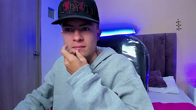 Nascary Fox online show from March 14, 2026, 12:11 pm