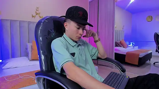 Nascary Fox online show from January 10, 2026, 7:20 pm