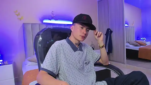 Nascary Fox online show from January 14, 2026, 6:44 pm