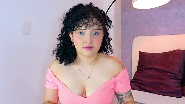 Tracielowe w online show from November 15, 2025, 3:32 am