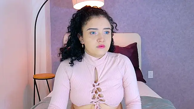 Tracielowe w online show from November 23, 2025, 3:38 am