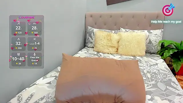 OpheliaMia online show from February 17, 2026, 3:48 am