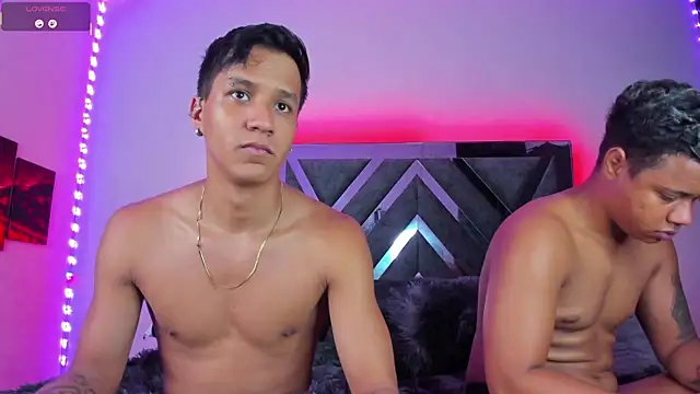 Snapshot of Robertmiller21 chatting on September 18, 2025, 4:37 am Robertmiller21 online show from September 18, 2025, 4:37 am