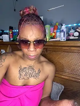 Snapshot of Tishrella6 chatting on February 4, 2026, 5:41 pm Tishrella6 online show from February 4, 2026, 5:41 pm