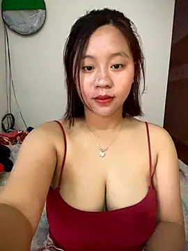 maianhcute online show from October 25, 2025, 2:00 am