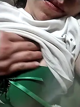 venu00 online show from February 14, 2026, 6:19 pm