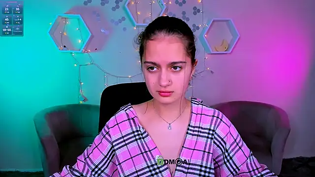 talia seduce online show from November 6, 2025, 9:46 am