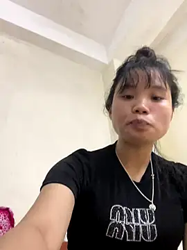 Snapshot of Ngoc-bbi chatting on October 7, 2025, 3:57 pm Ngoc-bbi online show from October 7, 2025, 3:57 pm