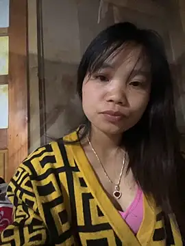 Ngoc-bbi online show from November 26, 2025, 3:45 pm