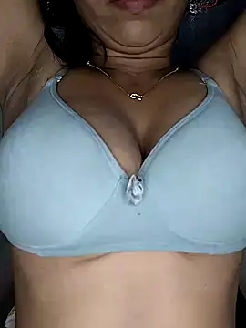 Savita2310 online show from December 2, 2025, 6:20 pm