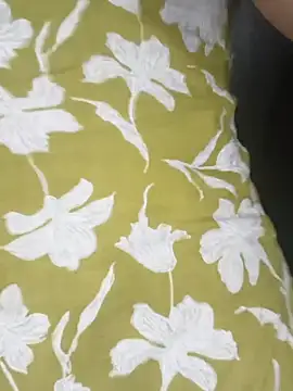 Savita2310 online show from January 15, 2026, 12:52 pm