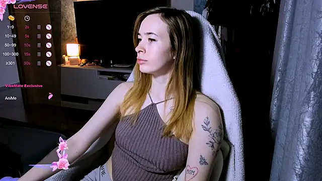 ZoyaMill online show from April 14, 2026, 7:13 am