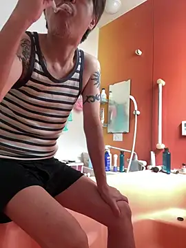 REIJI0323 online show from July 5, 2026, 1:21 am