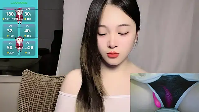 woaiqinqin online show from April 4, 2026, 4:02 pm