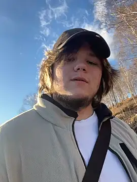 Snapshot of desiredude9 chatting on October 28, 2025, 8:46 am desiredude9 online show from October 28, 2025, 8:46 am