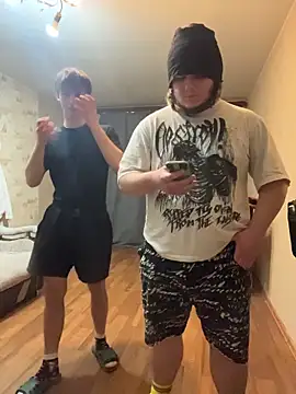 Snapshot of desiredude9 chatting on February 26, 2026, 7:36 pm desiredude9 online show from February 26, 2026, 7:36 pm