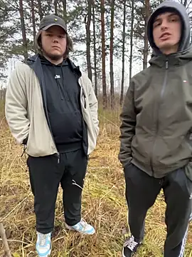 Snapshot of desiredude9 chatting on November 4, 2025, 8:51 am desiredude9 online show from November 4, 2025, 8:51 am