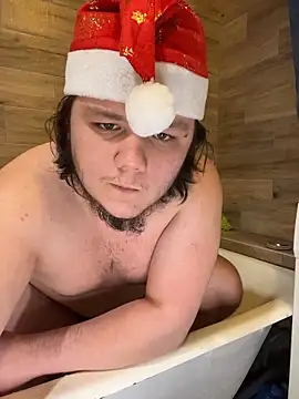 Snapshot of desiredude9 chatting on December 17, 2025, 6:46 pm desiredude9 online show from December 17, 2025, 6:46 pm