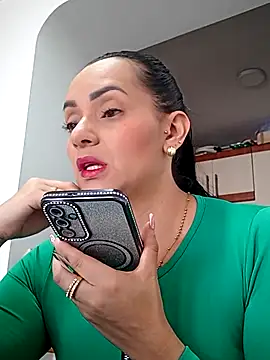 Snapshot of sarita_star chatting on June 17, 2026, 2:05 pm sarita star online show from June 17, 2026, 2:05 pm