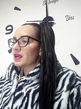 Snapshot of sarita_star chatting on November 18, 2025, 1:54 am sarita star online show from November 18, 2025, 1:54 am