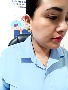Snapshot of MAYE__13 chatting on April 25, 2026, 12:08 pm MAYE 13 online show from April 25, 2026, 12:08 pm